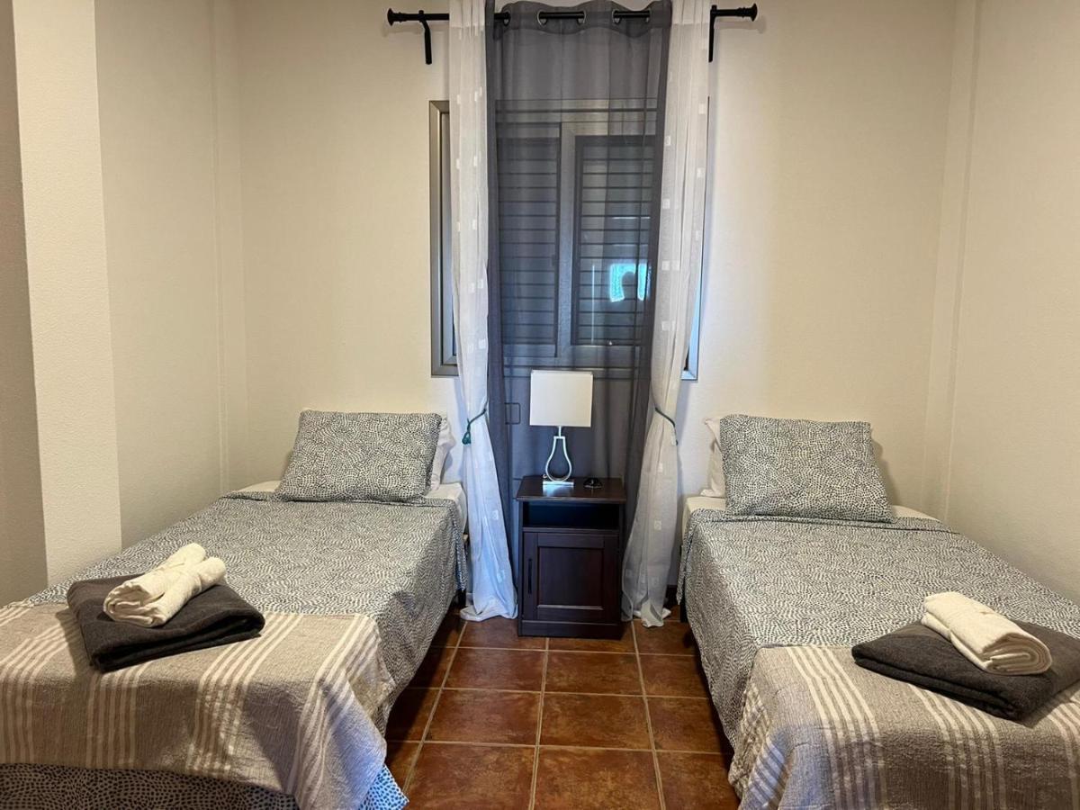 Apartamentos Vista Marina - El Medano エクステリア 写真