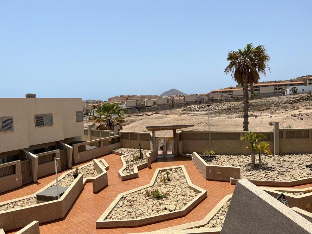 Apartamentos Vista Marina - El Medano エクステリア 写真