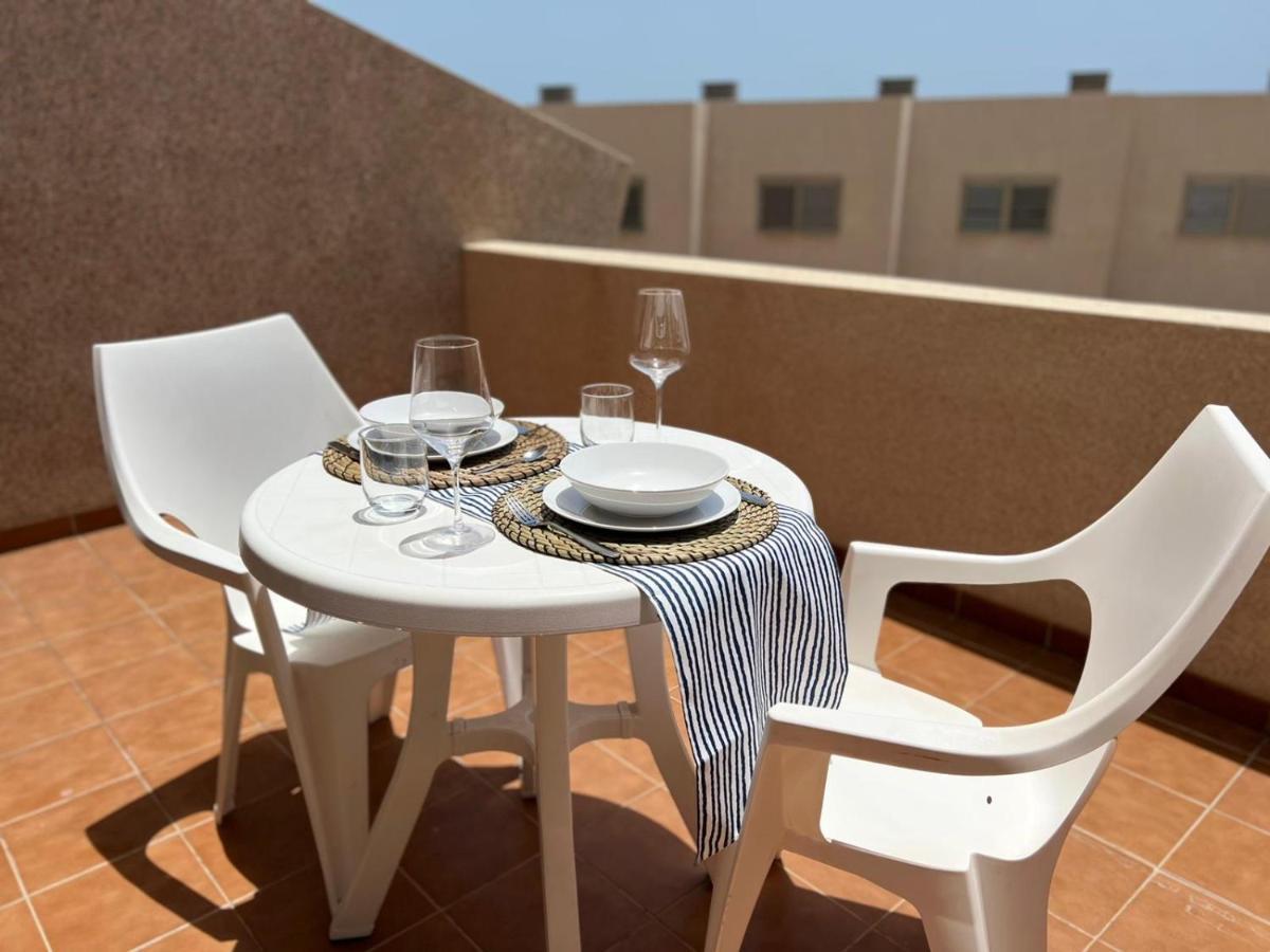 Apartamentos Vista Marina - El Medano エクステリア 写真