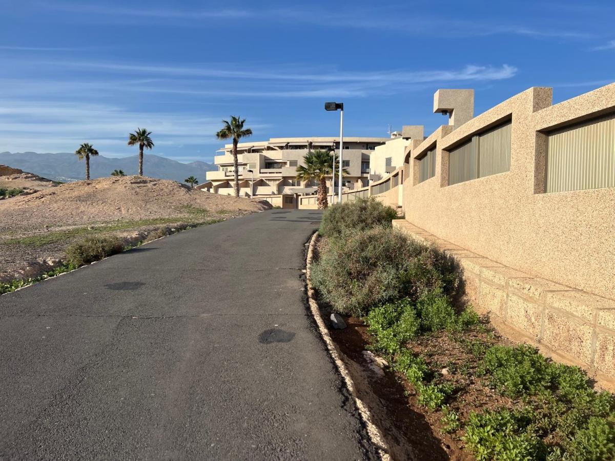Apartamentos Vista Marina - El Medano エクステリア 写真